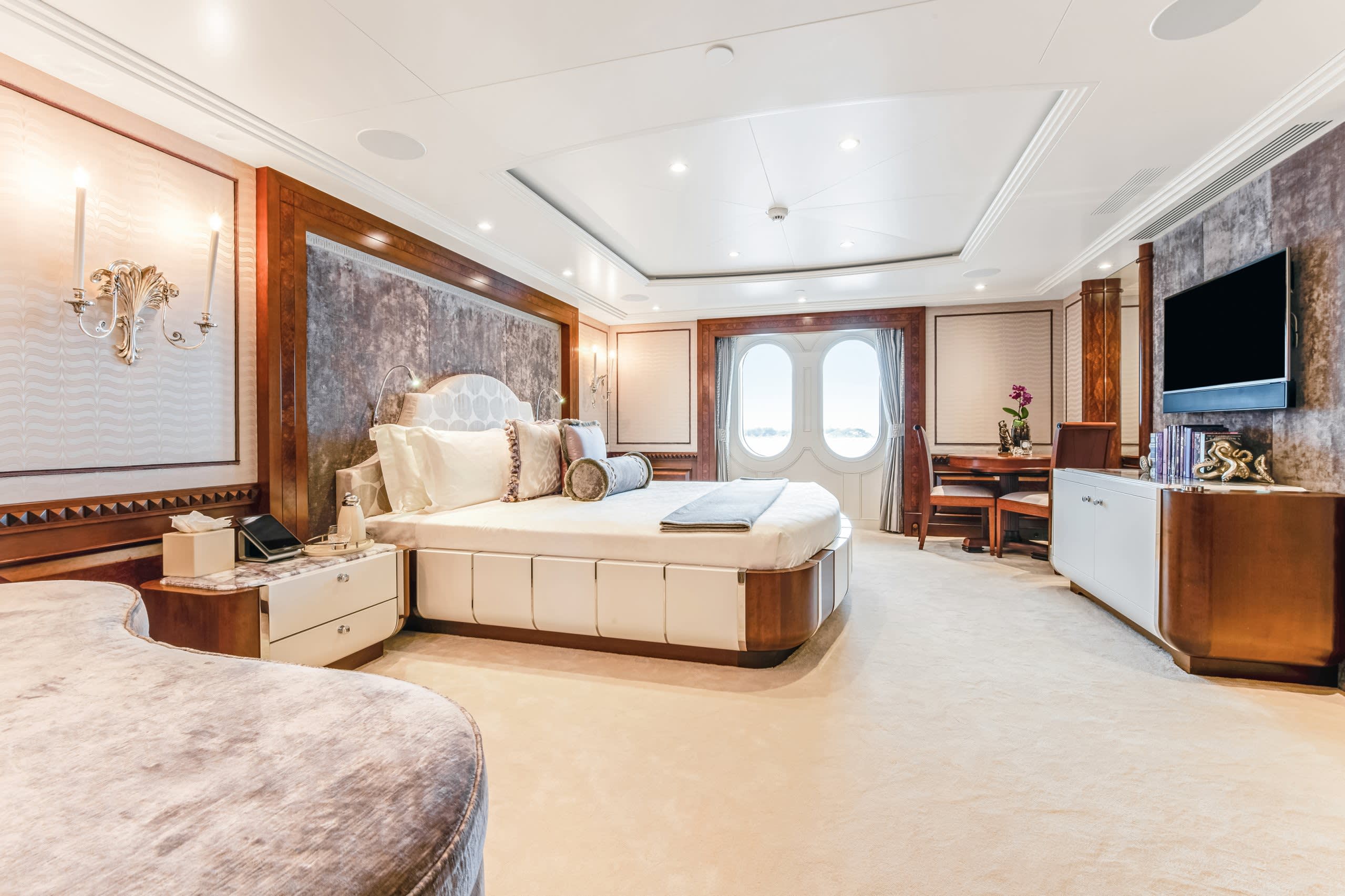 VIP Cabin