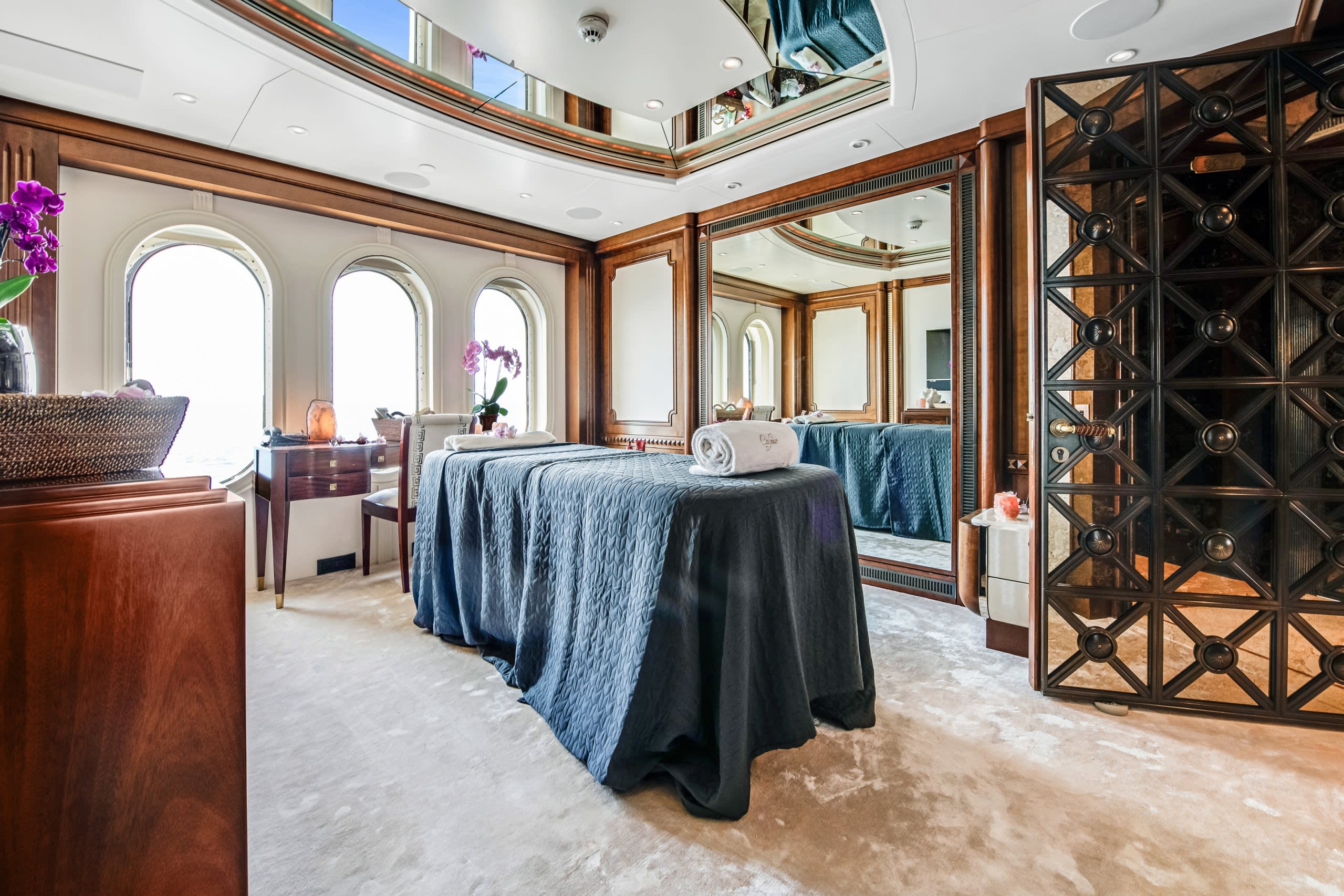 Convertible Cabin