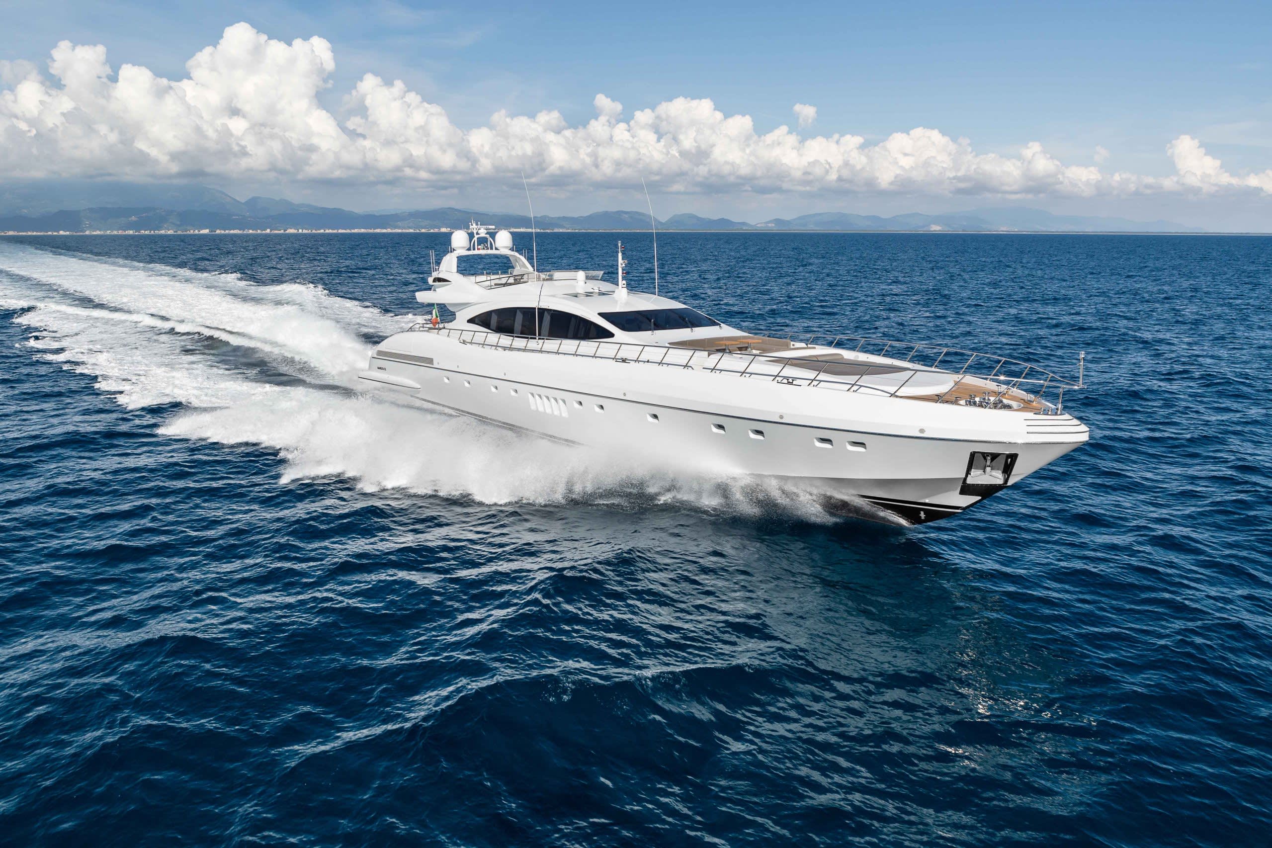 Mangusta 132