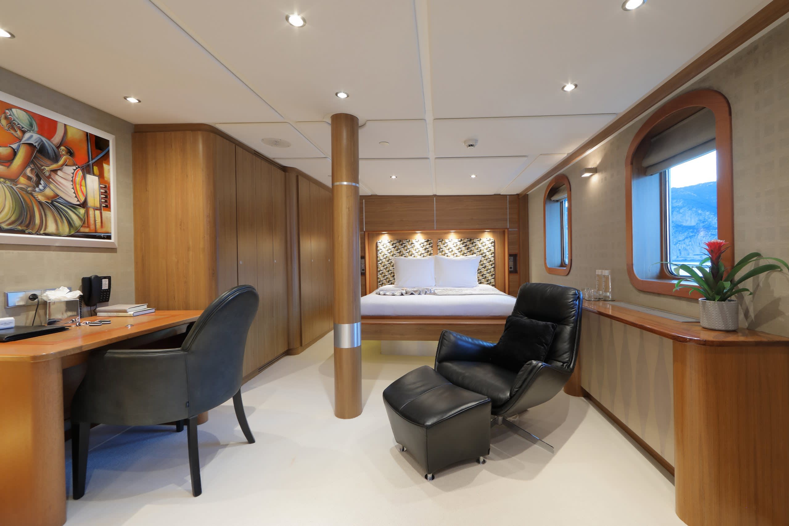Six Guest Double Cabins