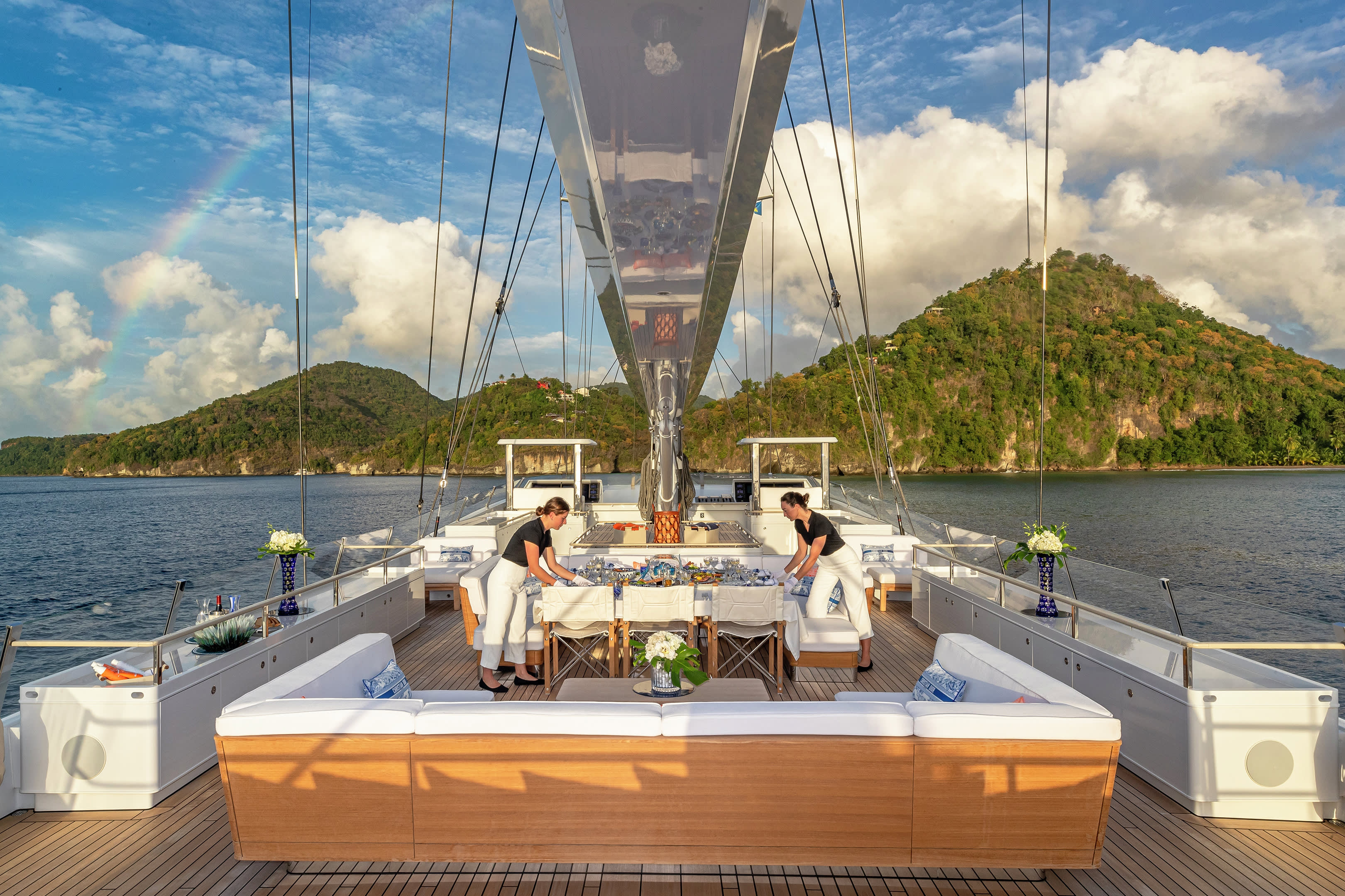 Spacious Flybridge